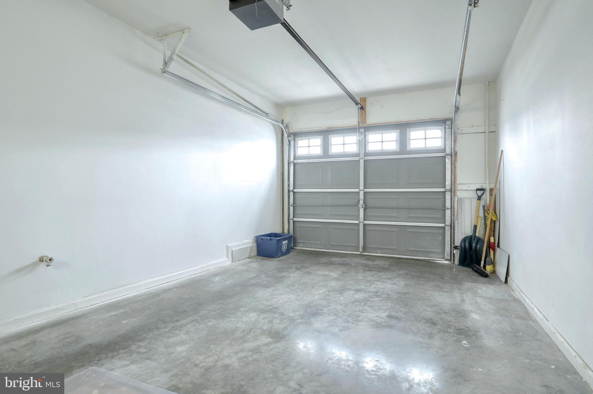 One Car Garage