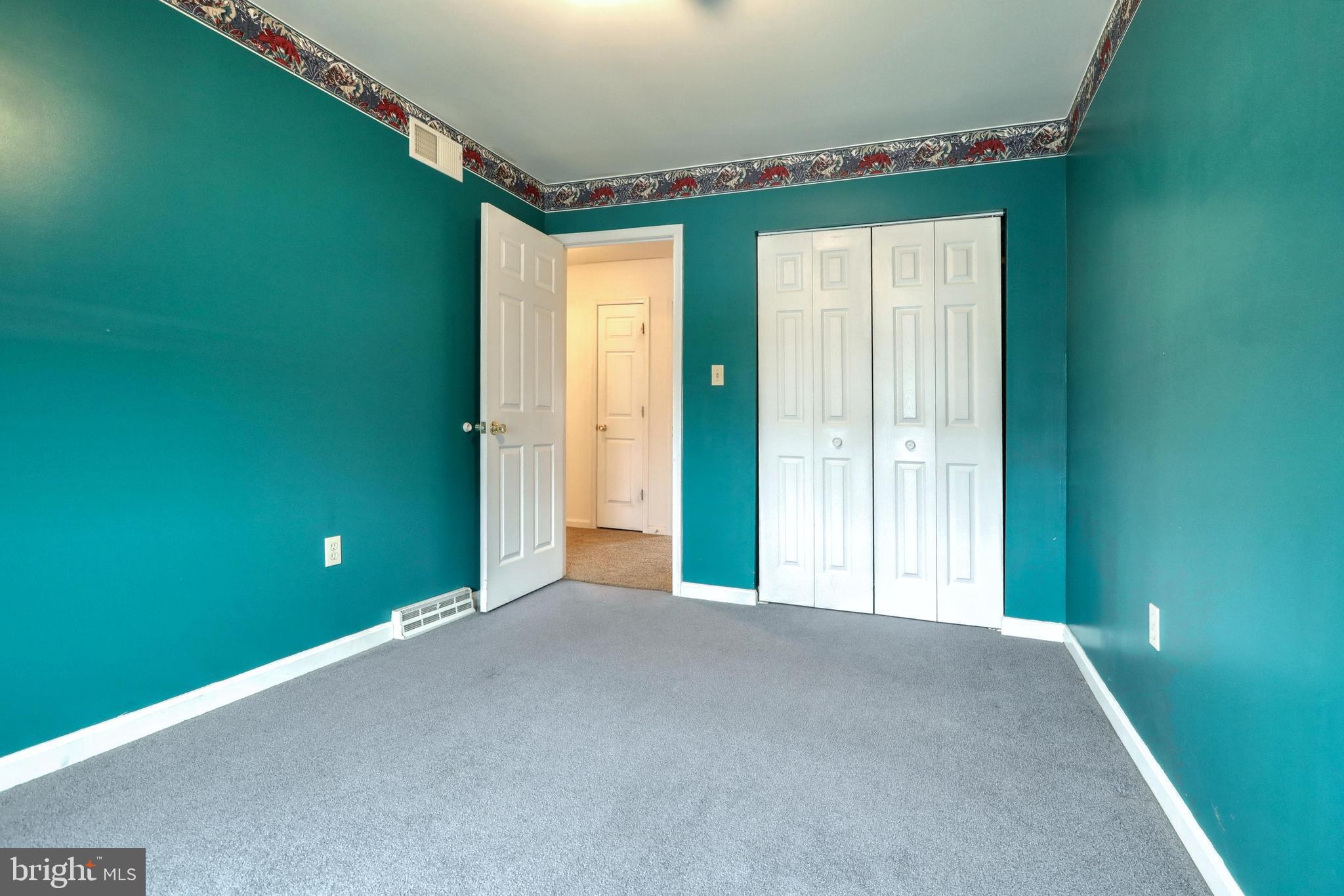 2948 Robin Road York, PA 17404 - Photo 21 of 29 Gallery Image 21
