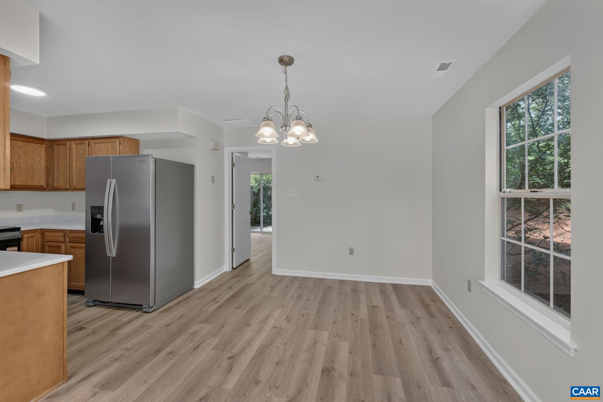 435 Riverside Avenue Charlottesville, VA 22902 - Photo 8 of 31