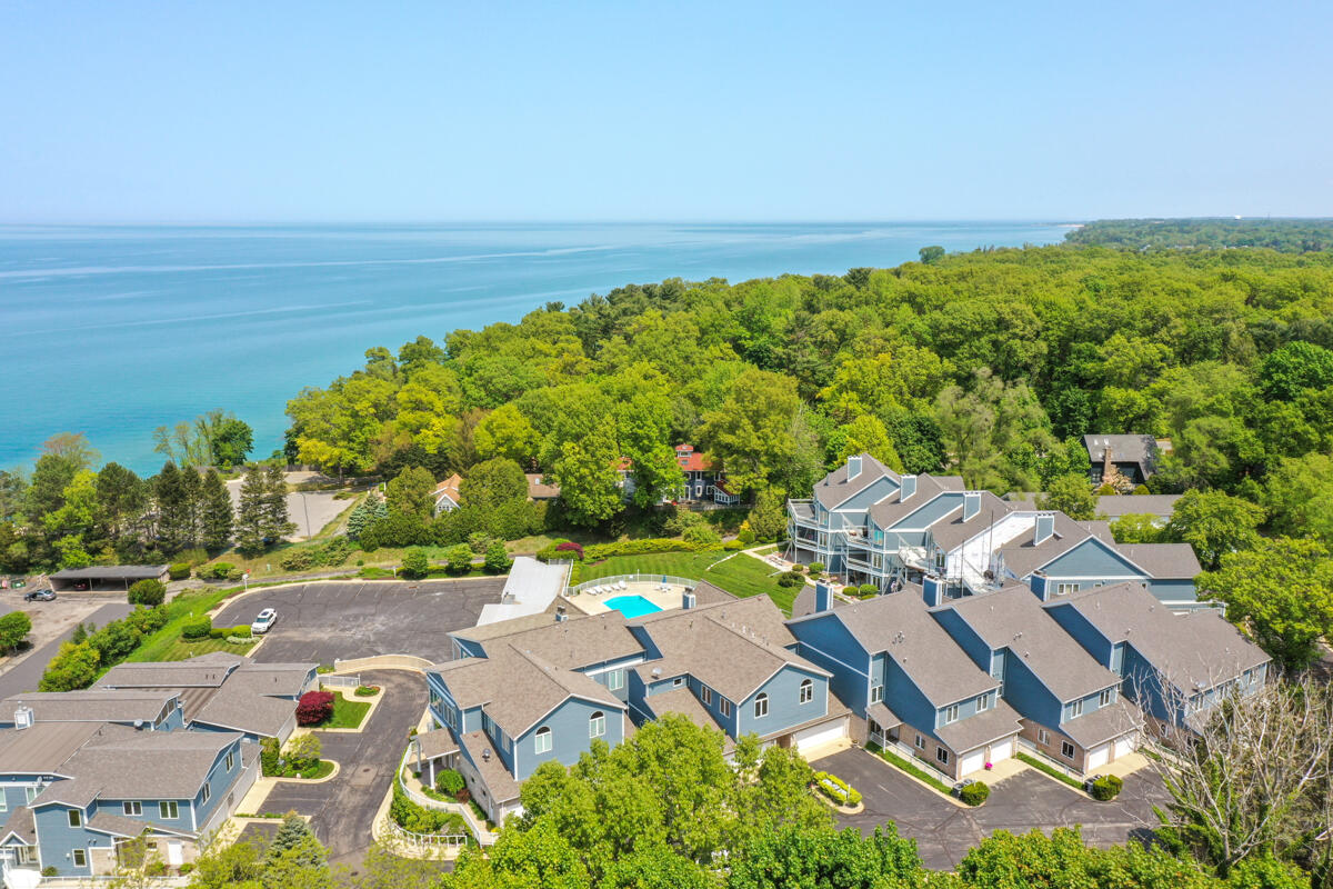 4144 Ridge Road, Unit 25 Stevensville, MI 49127 - Photo 8 of 25 IMG_1021