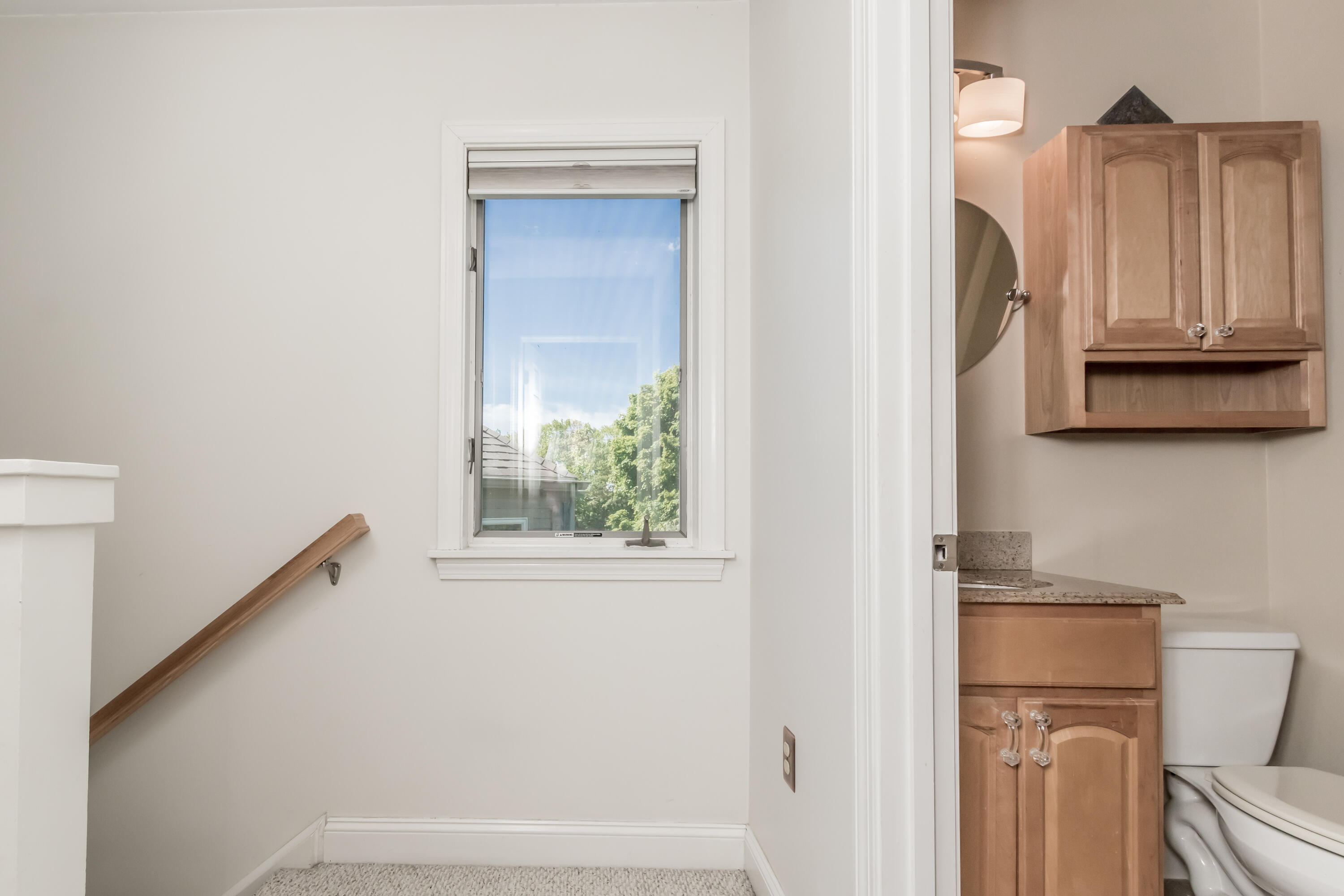 10 Back Cove Estates Road, Unit 10 Portland, ME 04103 - Photo 16 of 36 20220605MM-71029