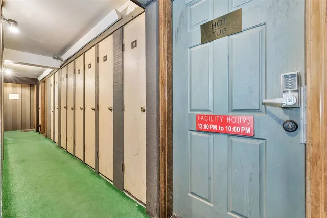 a view of walk in closet