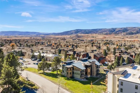 $835,000 | 2955 Columbine Drive, Unit 210, Steamboat Springs, CO 80487
