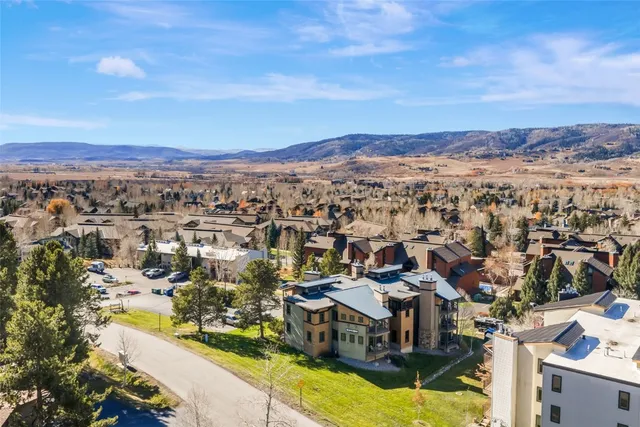 $835,000 | 2955 Columbine Drive, Unit 210, Steamboat Springs, CO 80487