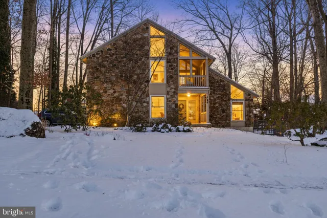 $849,900 | 722 Foxdale Road, Wilmington, DE 19803