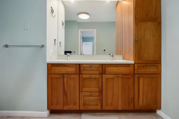 $530,000 | 18 College Hl Road, Unit 18, Hanover, NH 03755