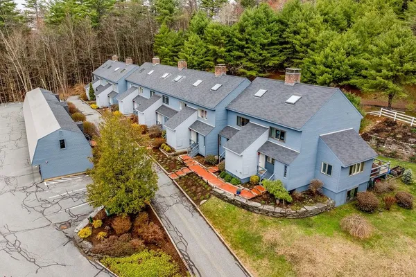 $530,000 | 18 College Hl Road, Unit 18, Hanover, NH 03755