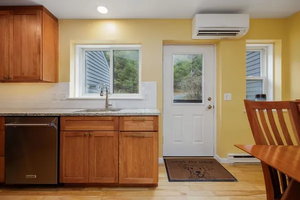 $530,000 | 18 College Hl Road, Unit 18, Hanover, NH 03755