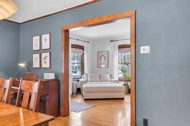 $700,000 | 17 South Maple Street, Mount Prospect, IL 60056