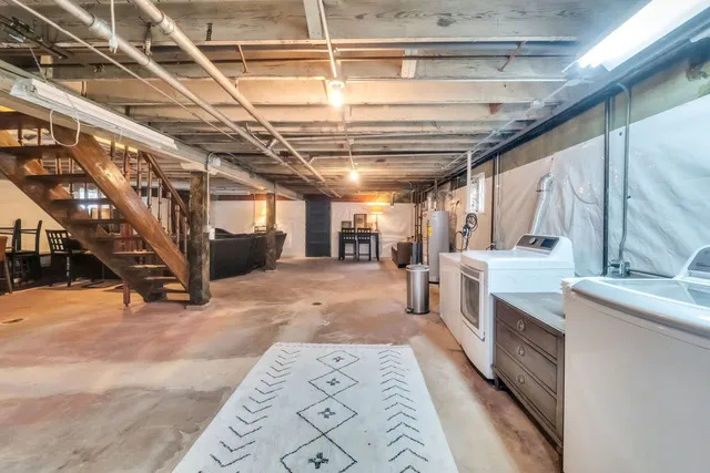 $700,000 | 17 South Maple Street, Mount Prospect, IL 60056