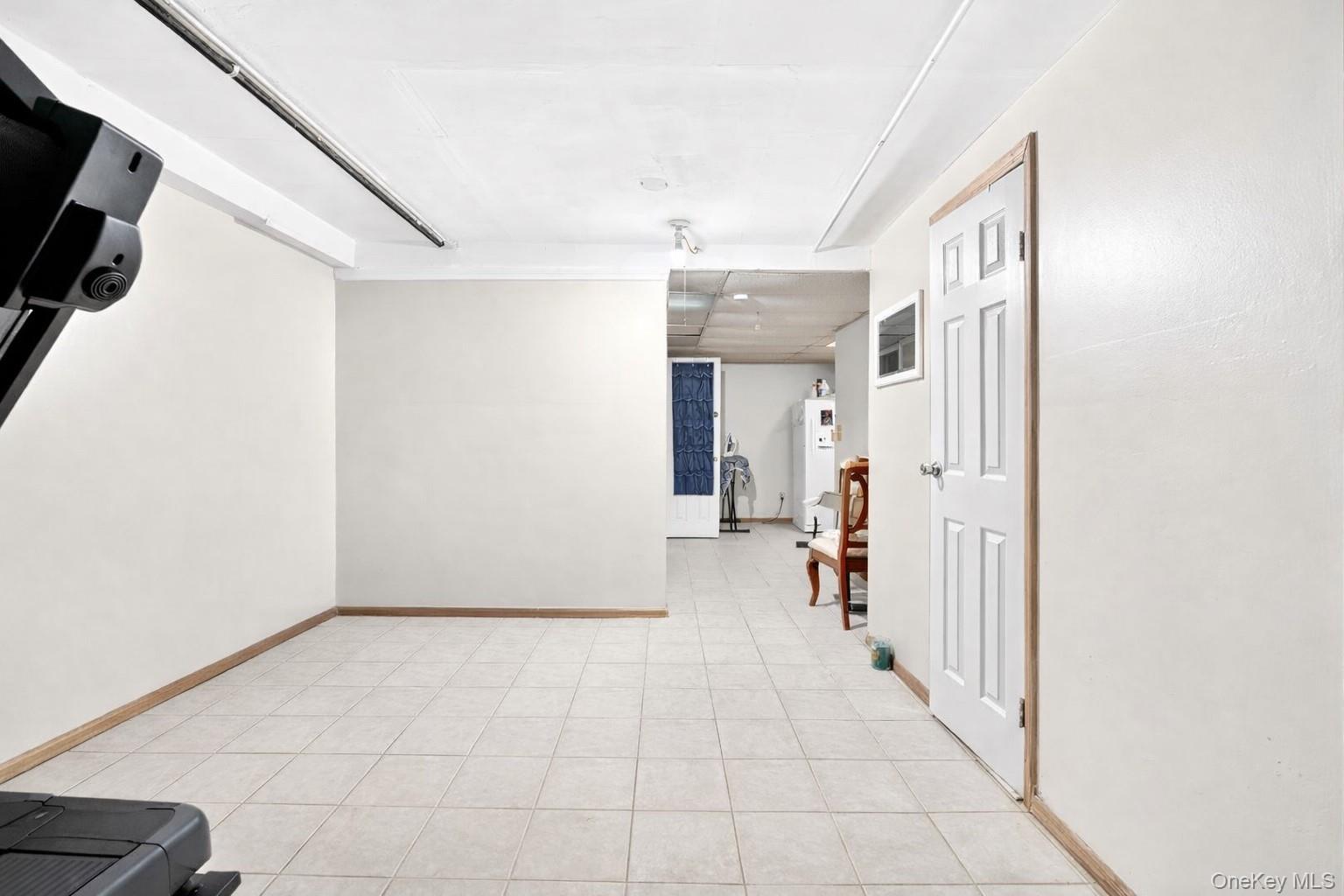 3062 Harding Avenue Bronx, NY 10465 - Photo 28 of 34