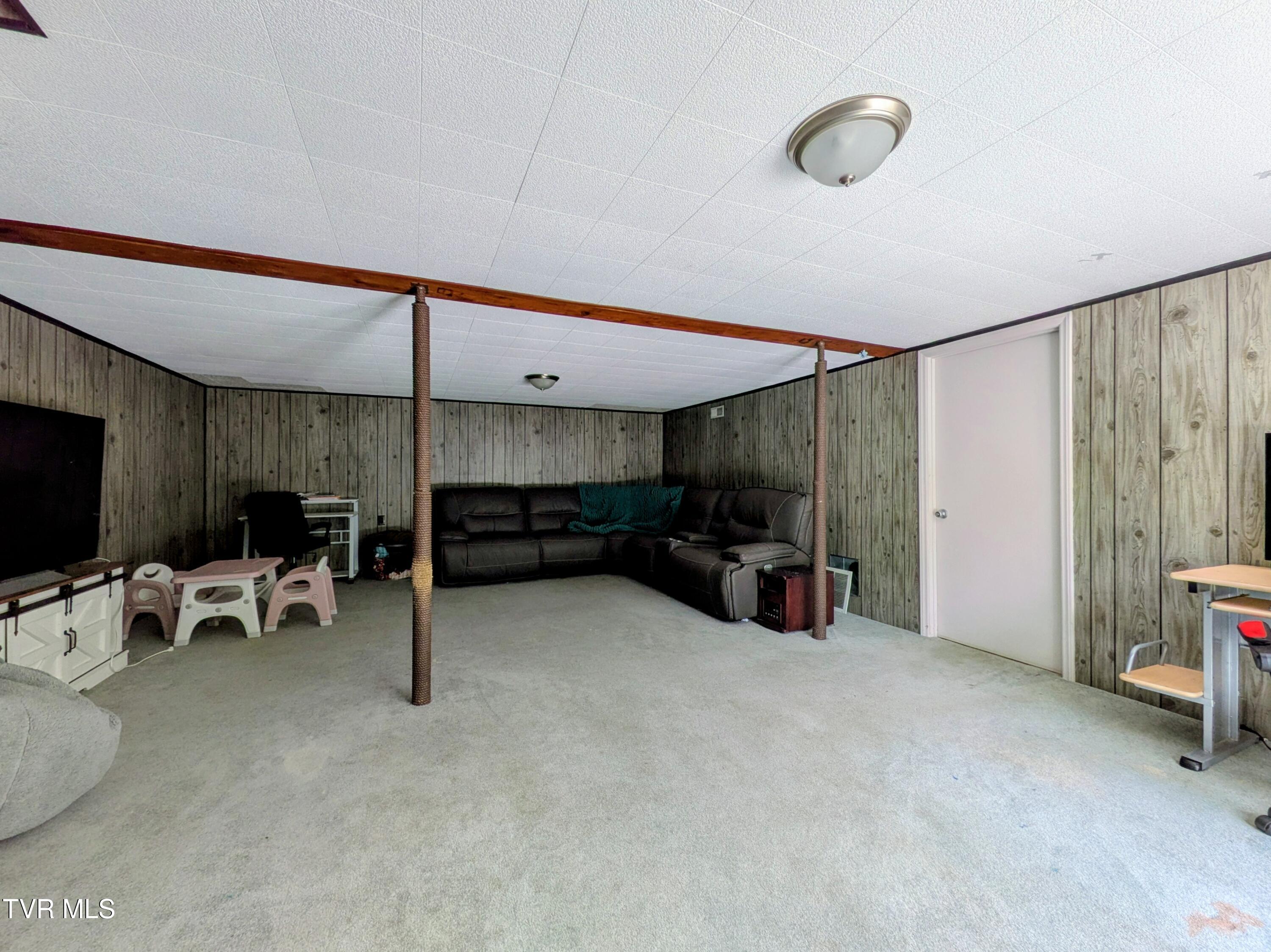 1129 Jackson Hollow Road Kingsport, TN 37663 - Photo 33 of 59 Basement(10)