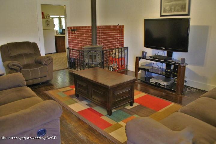 3822 Bowie Street Amarillo, TX 79110 - Photo 3 of 14 IMG_4973