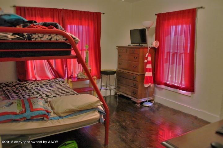 3822 Bowie Street Amarillo, TX 79110 - Photo 4 of 14 IMG_4976