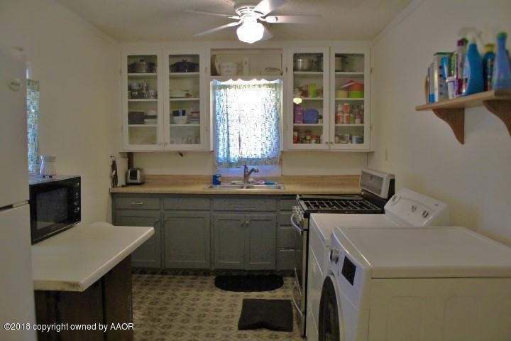 3822 Bowie Street Amarillo, TX 79110 - Photo 8 of 14 IMG_4981