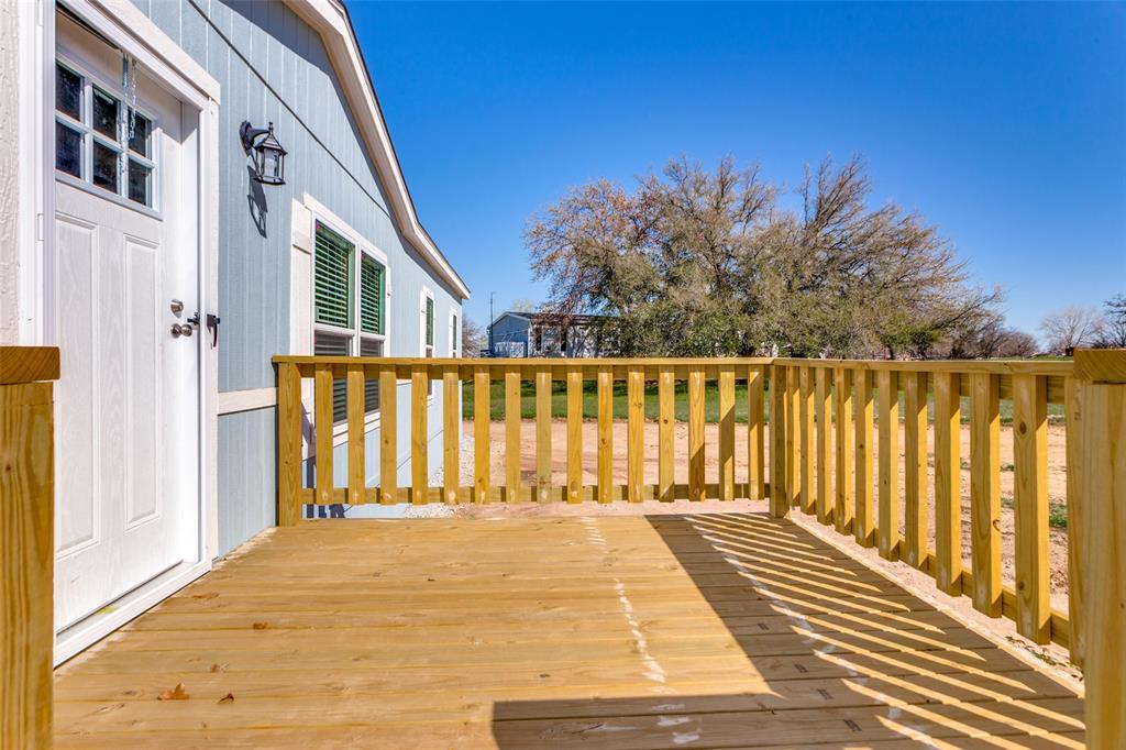 175 Cedar Drive Azle, TX 76020 - Photo 3 of 25