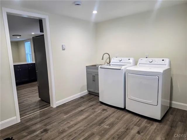 $2,000 | 2287 Lake Road, Unit 2, Canastota, NY 13032