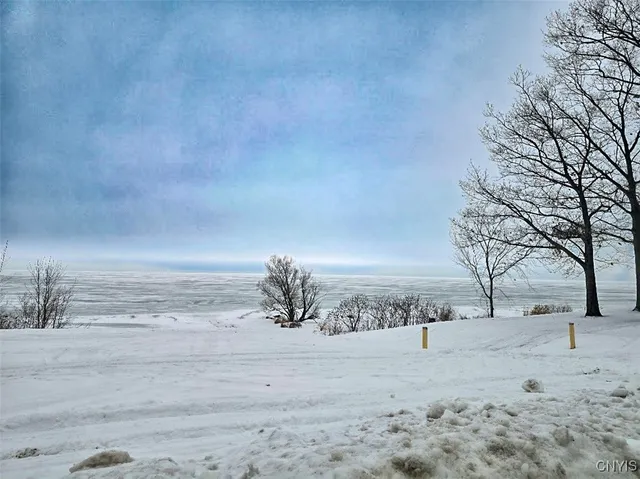 $2,000 | 2287 Lake Road, Unit 2, Canastota, NY 13032