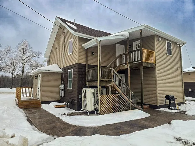 $2,000 | 2287 Lake Road, Unit 2, Canastota, NY 13032