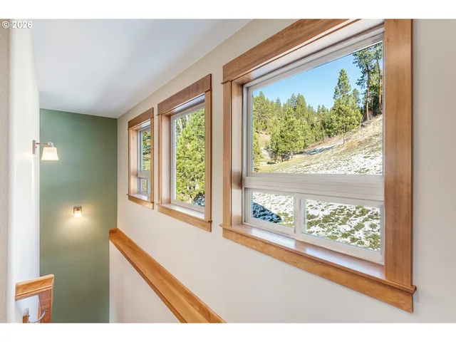 $1,800,000 | 61615 High Valley Road, Union, OR 97883