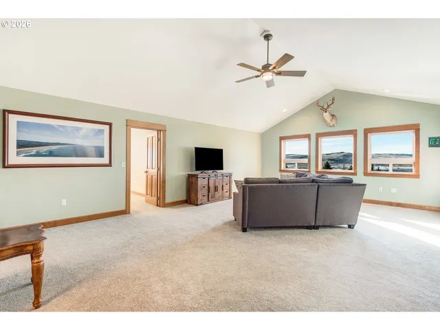 $1,800,000 | 61615 High Valley Road, Union, OR 97883