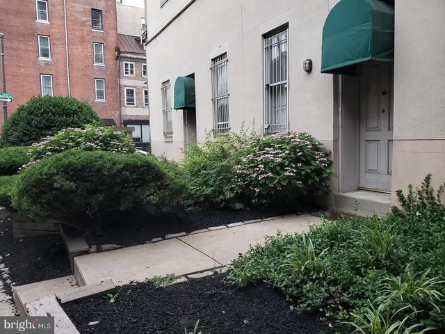 a view of outdoor space