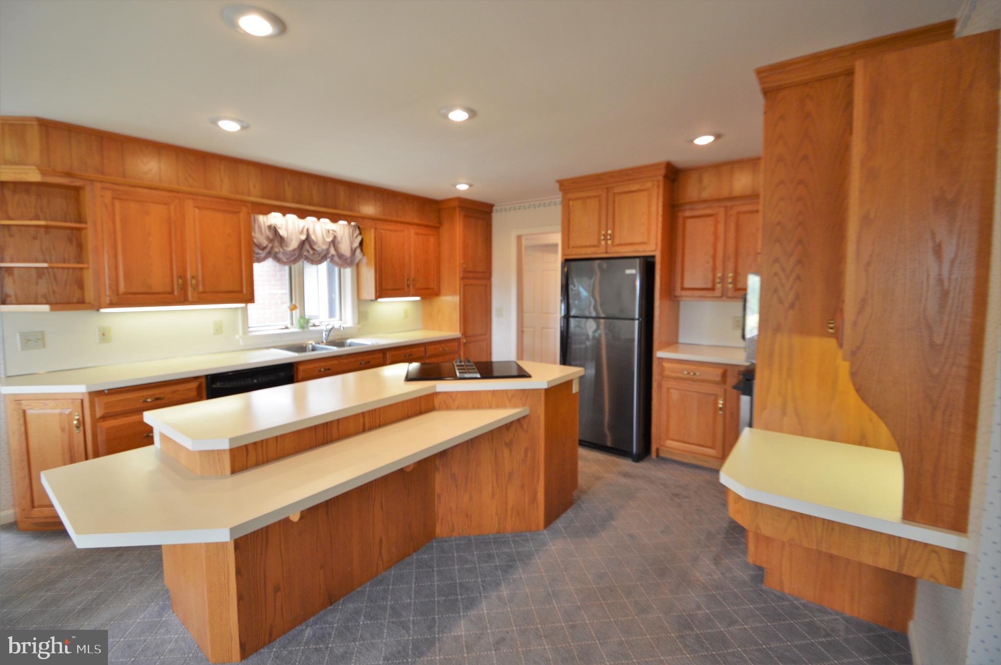 1116 Shumaker Road Manheim, PA 17545 - Photo 7 of 55