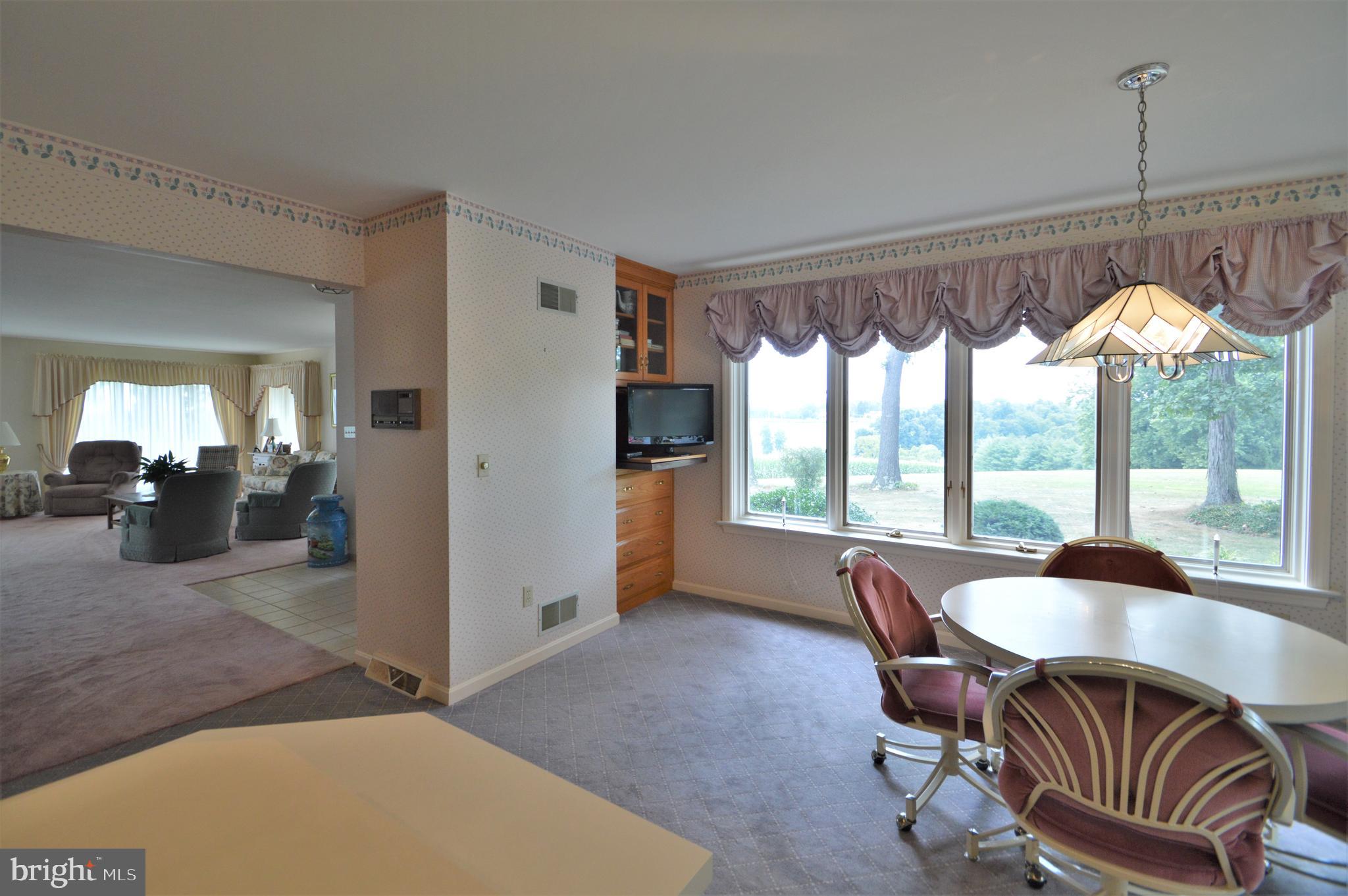1116 Shumaker Road Manheim, PA 17545 - Photo 9 of 55
