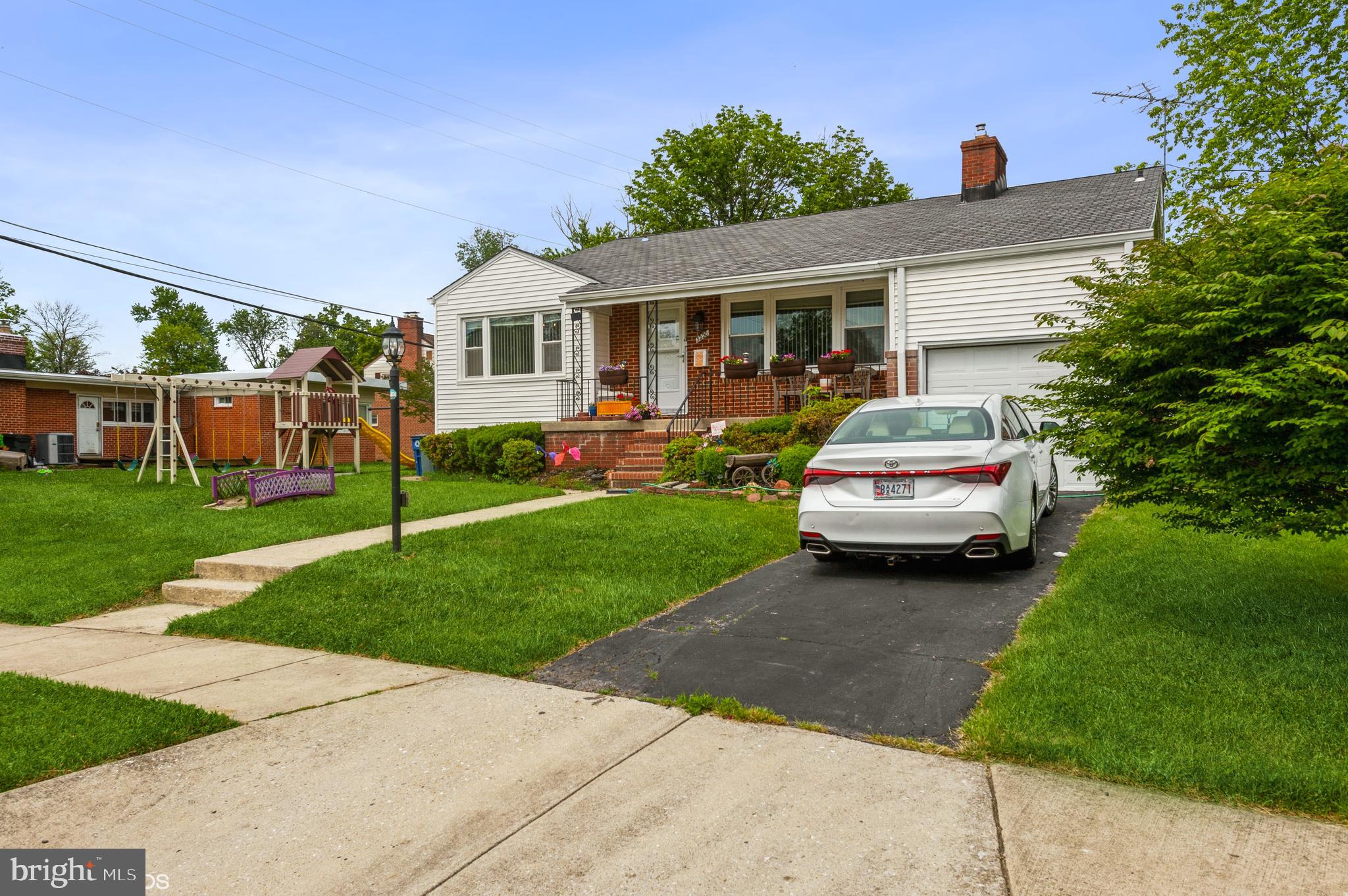 3220 Hatton Road Baltimore, MD 21208 - Photo 2 of 27