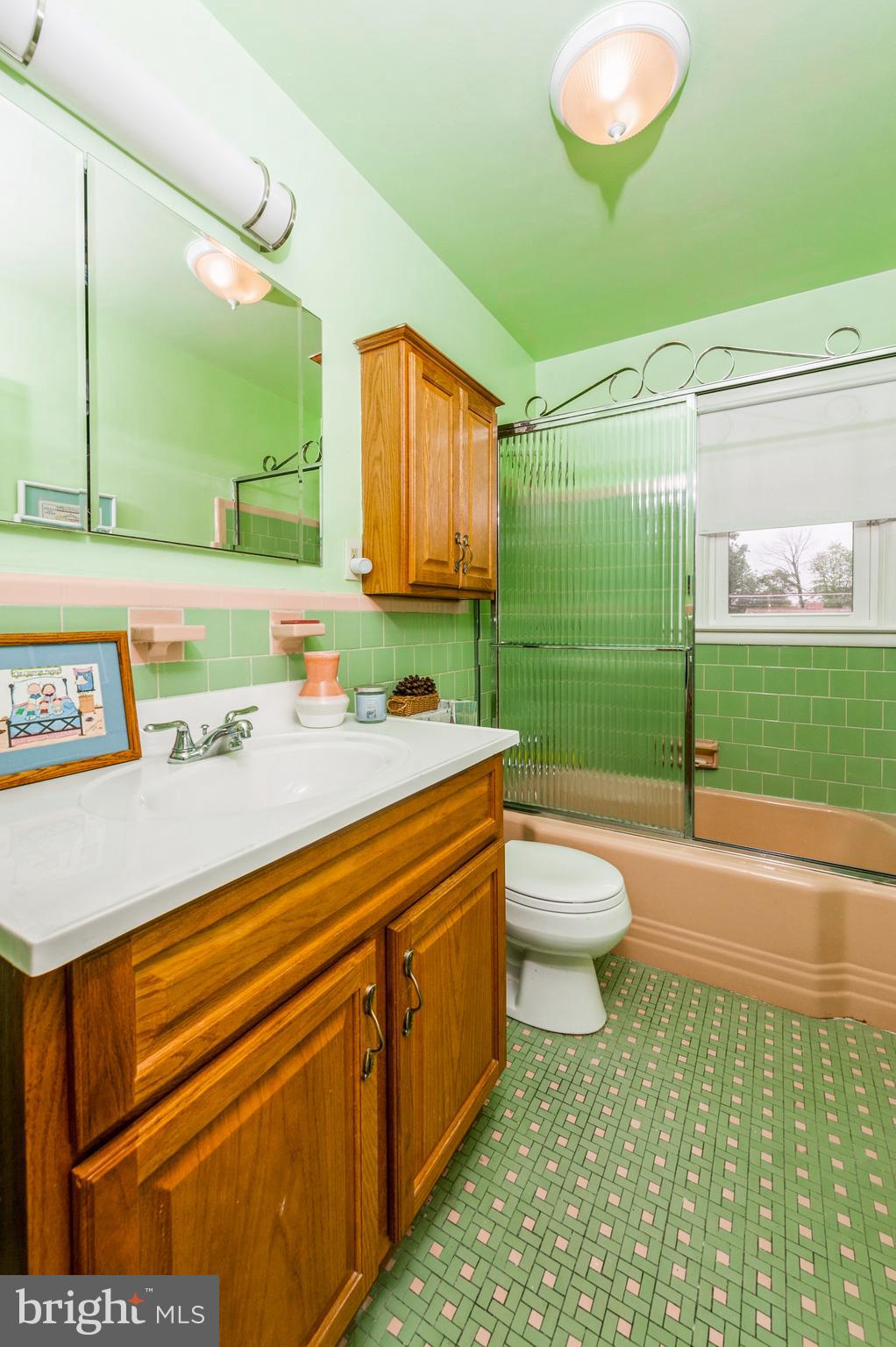 3220 Hatton Road Baltimore, MD 21208 - Photo 14 of 27