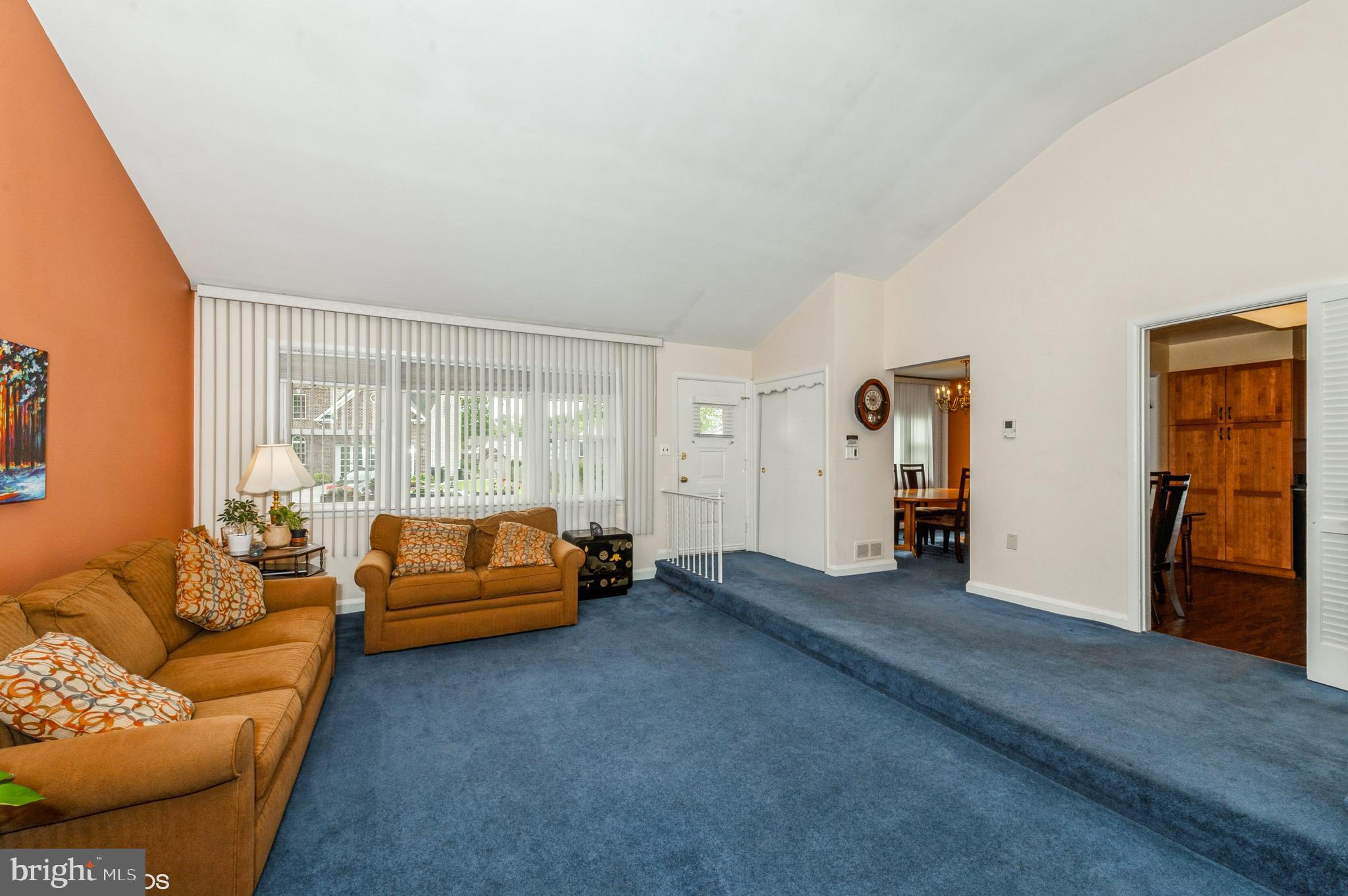 3220 Hatton Road Baltimore, MD 21208 - Photo 3 of 27