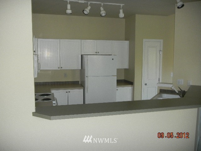 1500 South 18th Street, Unit G201 Renton, WA 98055 - Photo 6 of 8 Gallery Image 6