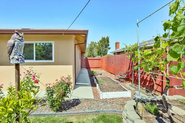 $469,964 | 6542 Melbourne Way, Citrus Heights, CA 95621