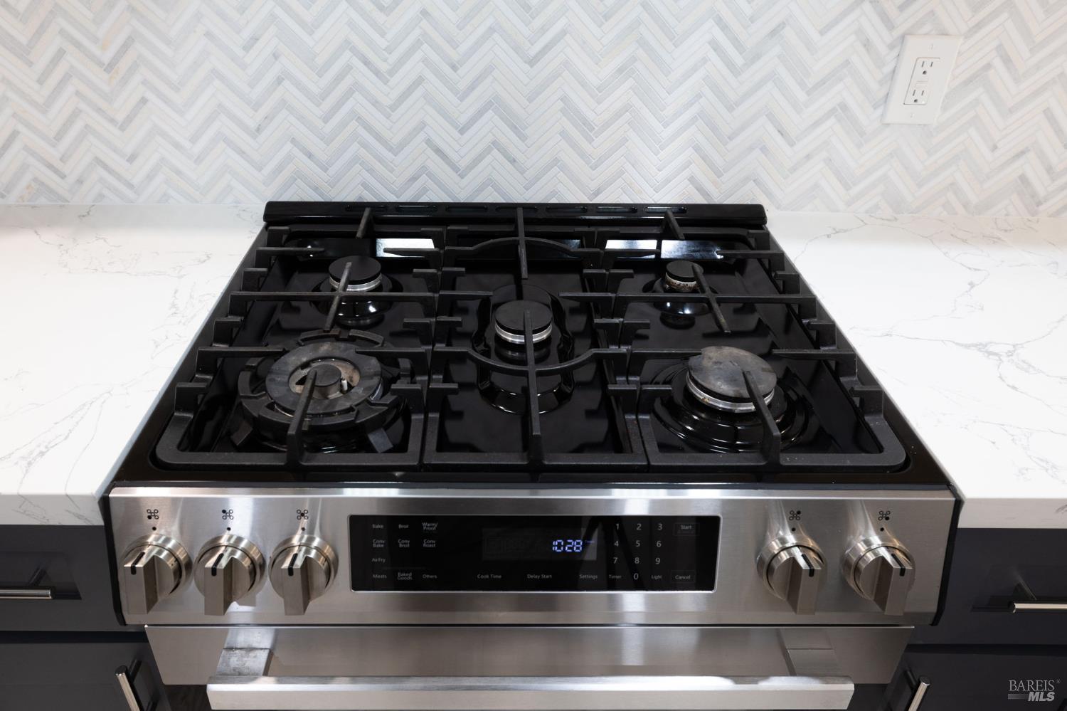 503 Corte Naranja Rohnert Park, CA 94928 - Photo 13 of 40