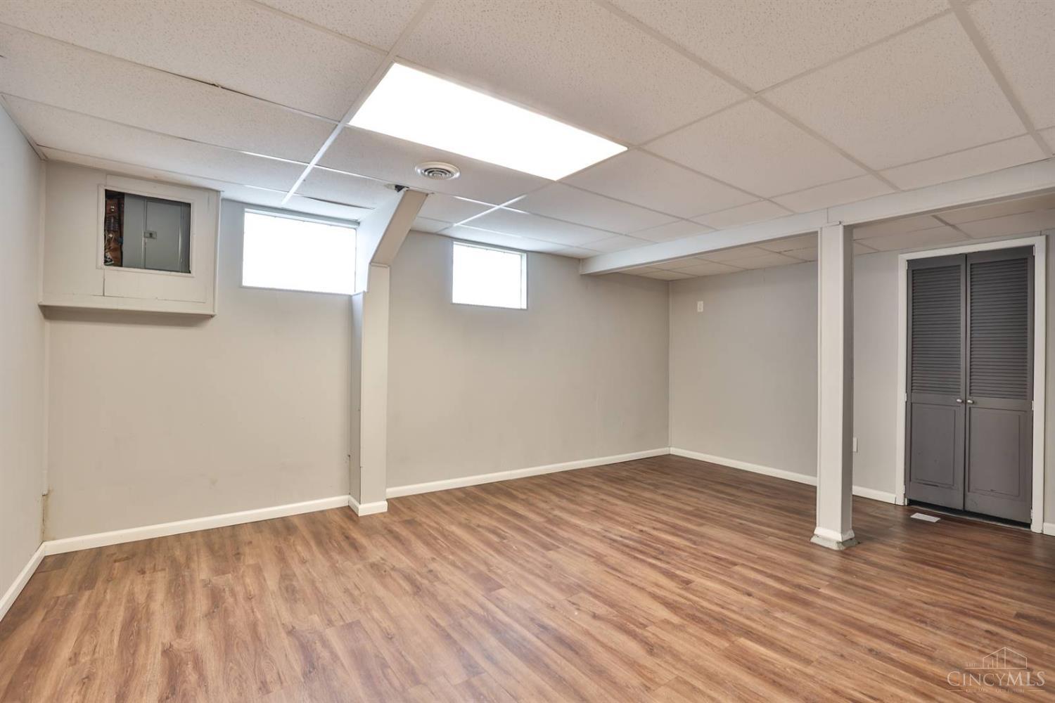7800 Hosbrook Road Madeira, OH 45243 - Photo 33 of 47