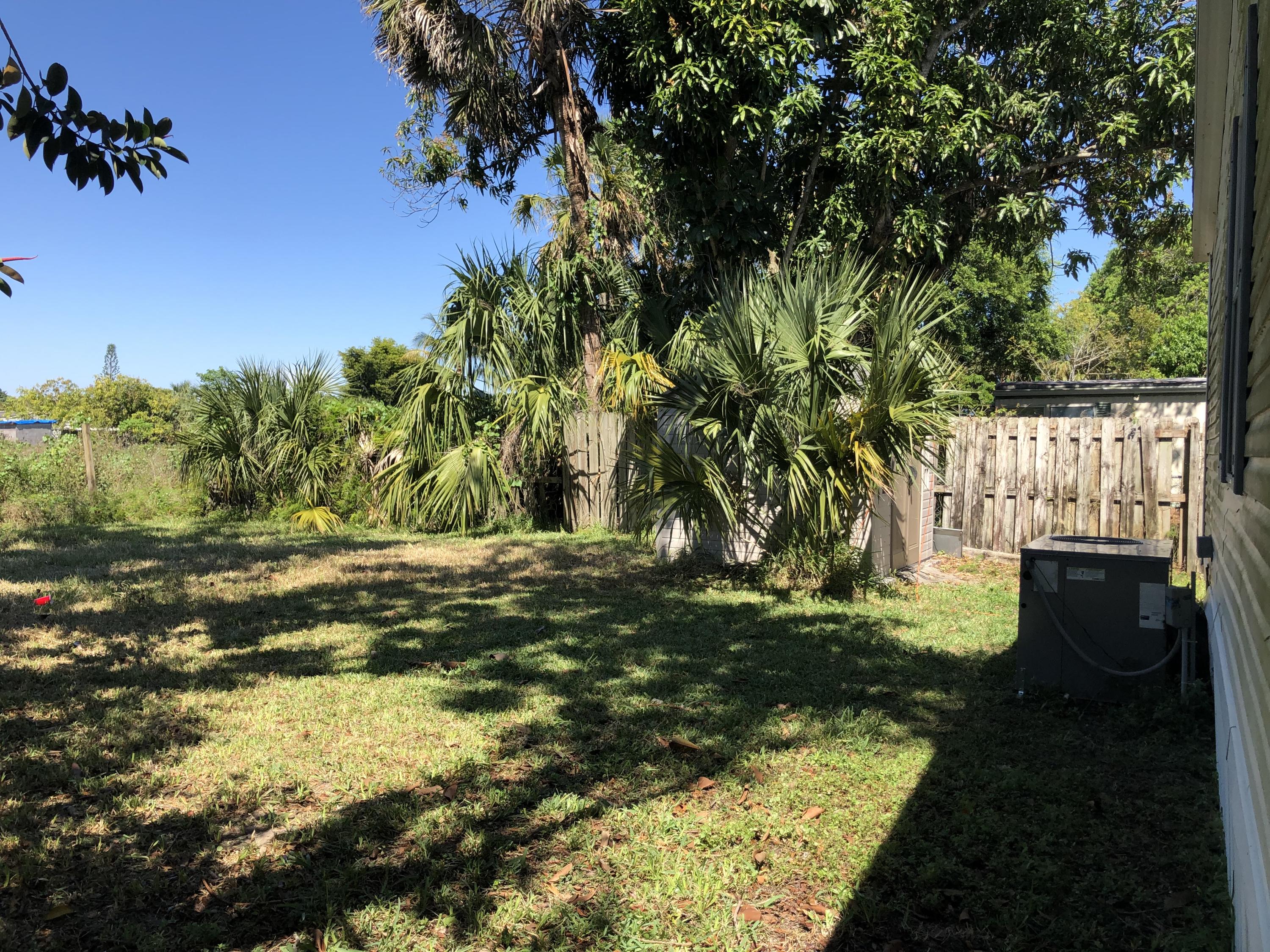 22903 Dolphin Road Boca Raton, FL 33428 - Photo 14 of 15 IMG_8173