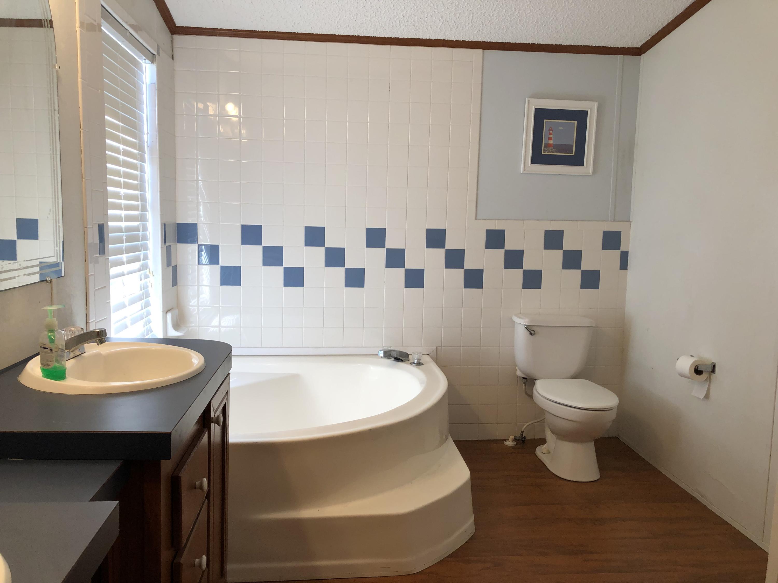 22903 Dolphin Road Boca Raton, FL 33428 - Photo 8 of 15 IMG_8163
