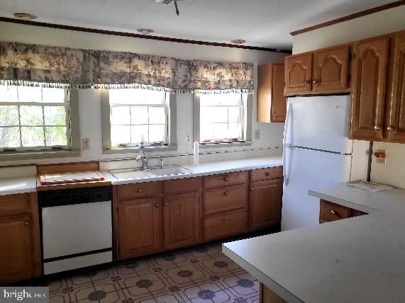 908 Hudson Road Cambridge, MD 21613 - Photo 8 of 21 Kitchen