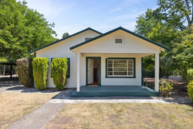 $3,600 | 7738 St Helena Highway, Napa, CA 94558