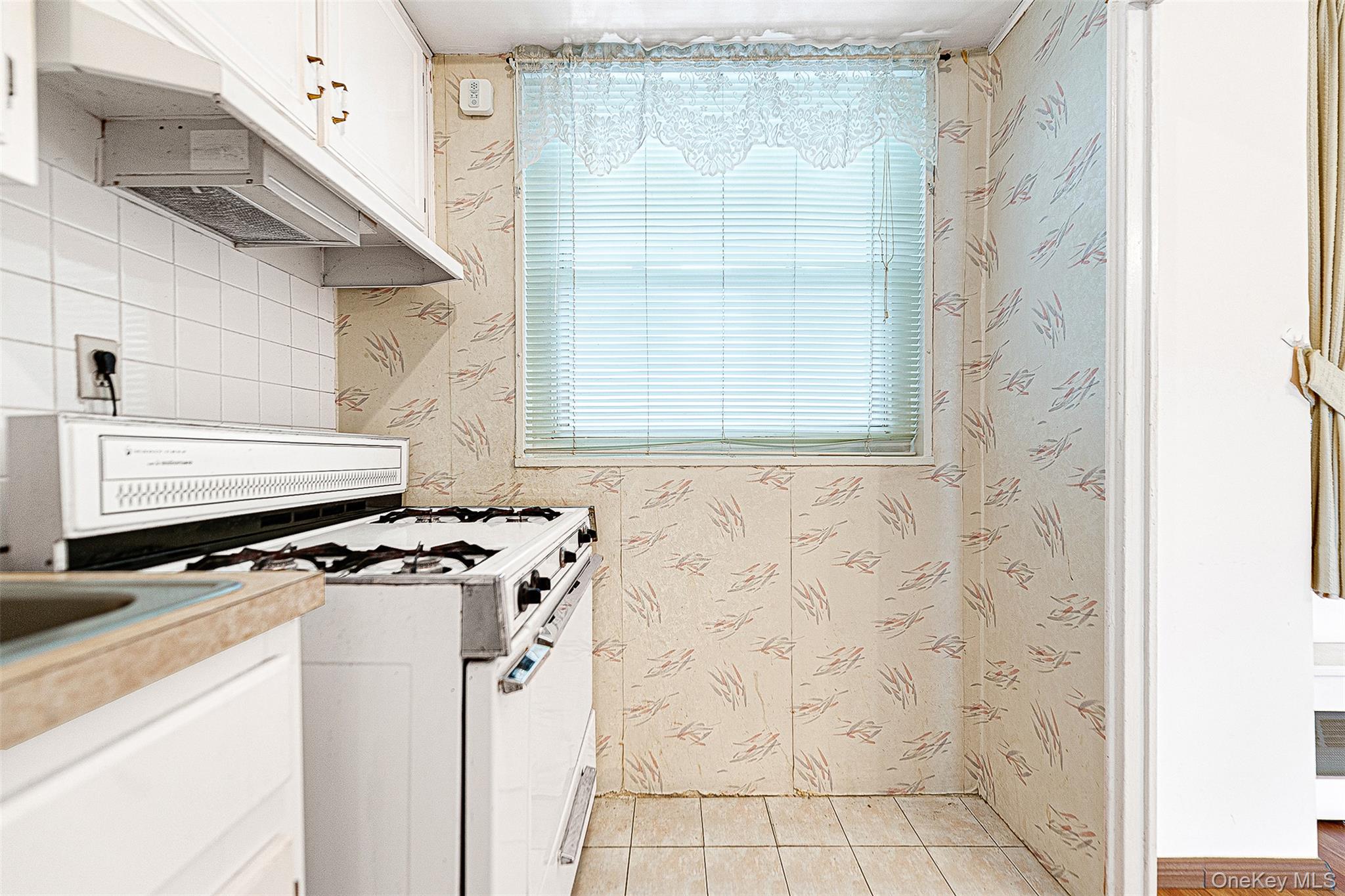 97-37 63rd Road, Unit 2/B Queens, NY 11374 - Photo 7 of 26 a view of a storage and utility room