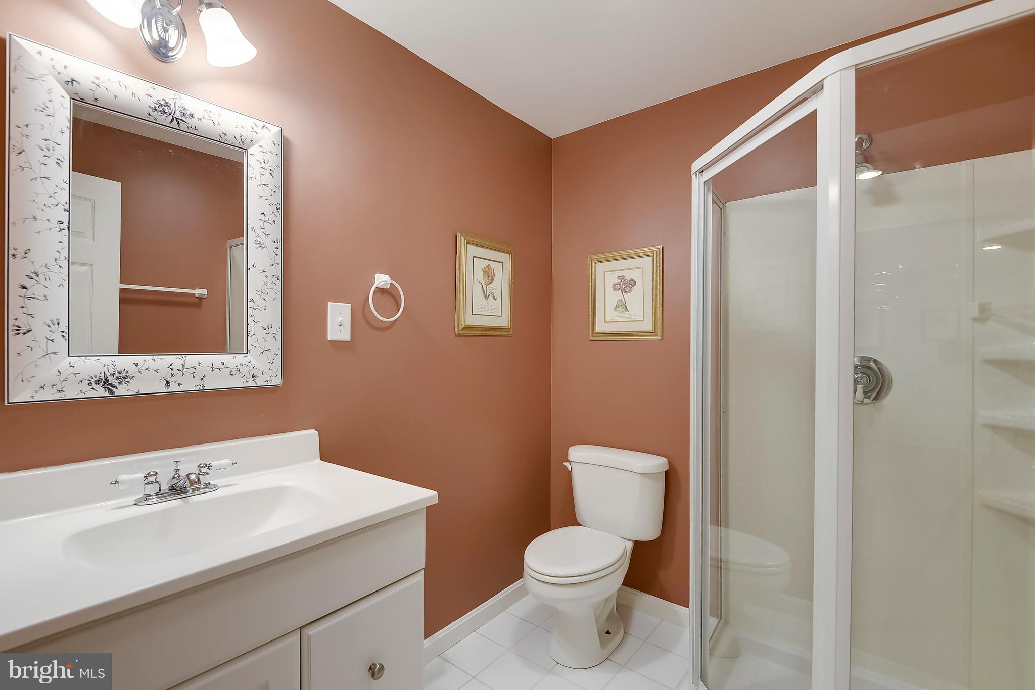 2216 Forest Glen Road Silver Spring, MD 20910 - Photo 22 of 30 Bath