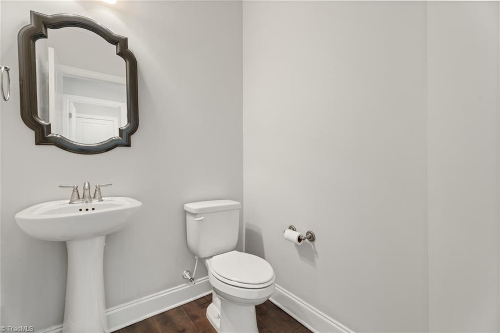 8254 Arbor Ridge Lane Clemmons, NC 27012 - Photo 9 of 40 Half bath