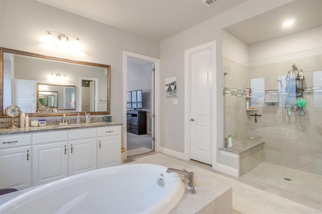 11829 Kynborrow Road Fort Worth, TX 76052 - Photo 25 of 39