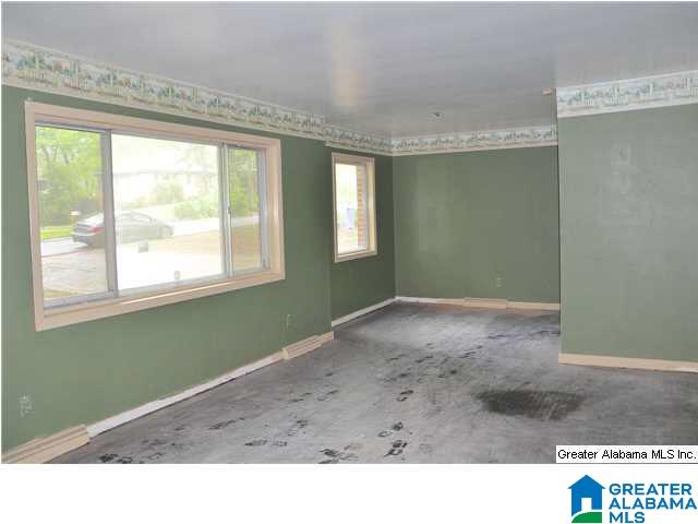 437 Burgundy Road Birmingham, AL 35215 - Photo 6 of 32