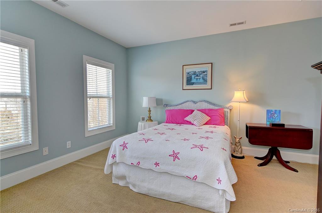17527 Meadow Bottom Road, Unit 176 Charlotte, NC 28277 - Photo 21 of 24 Gallery Image 21