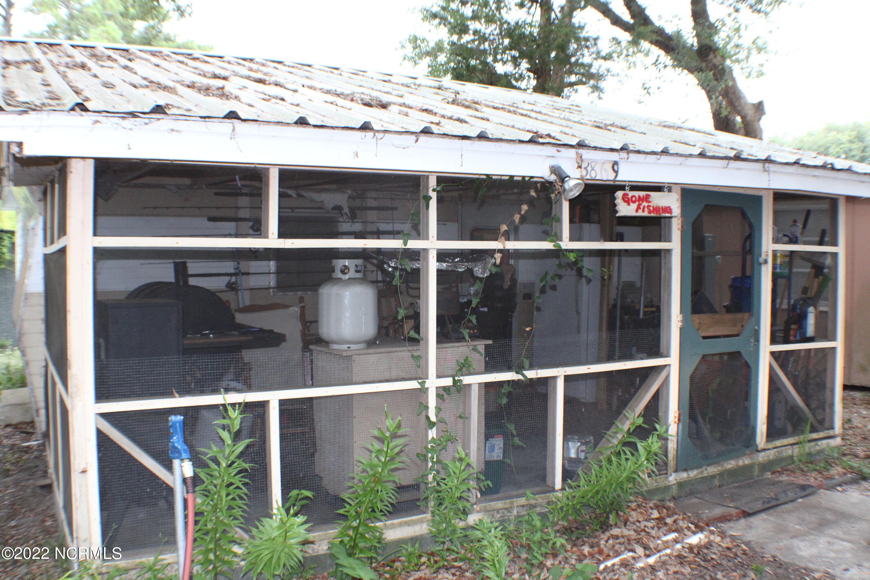 3869 Point Road Southeast Bolivia, NC 28422 - Photo 2 of 29 IMG_0209