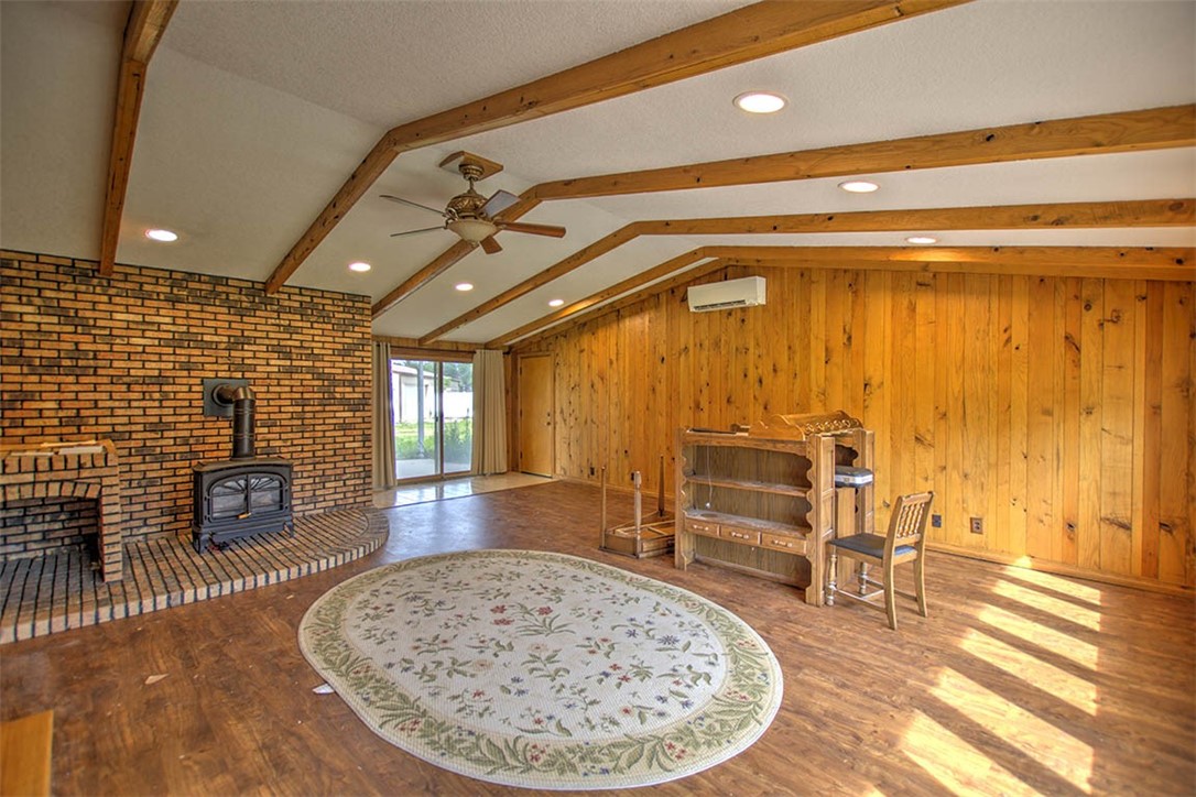 3330 South Baltimore Avenue Decatur, IL 62521 - Photo 13 of 34
