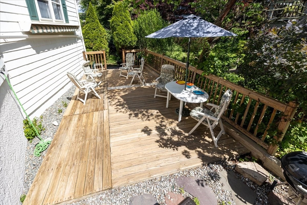 366 Warren Street Needham, MA 02492 - Photo 17 of 22