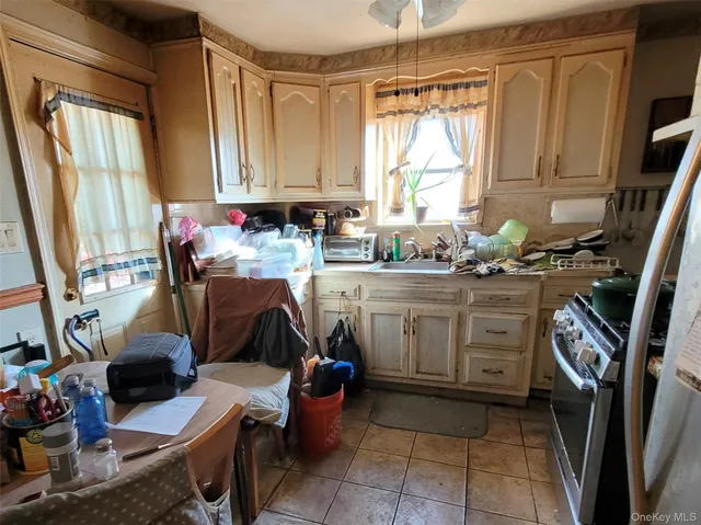 $799,000 | 60-38 78th Avenue | Glendale