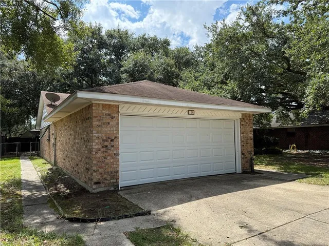 $1,850 | Undisclosed Address, Slidell, LA 70461